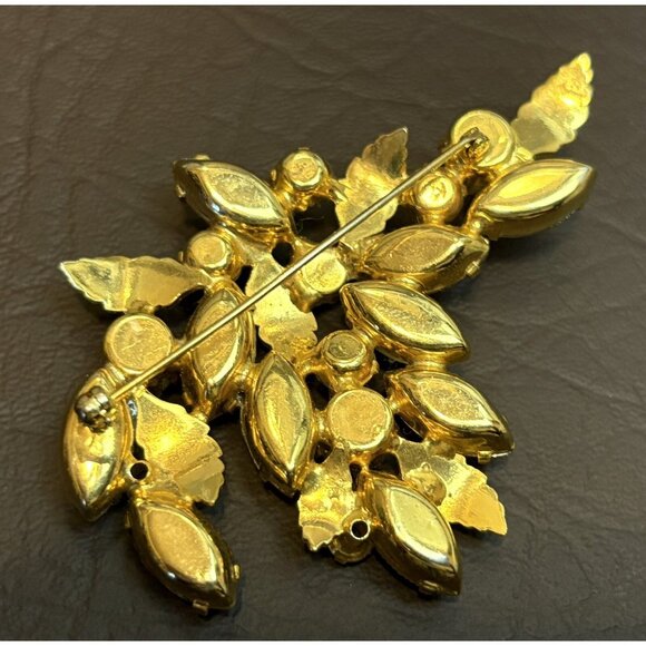 VTG KRAMER UNSIGNED FRUIT SALAD RHINESTONE MOLDED LEAVES FAUX PEARL BROOCH PIN - Picture 7 of 10